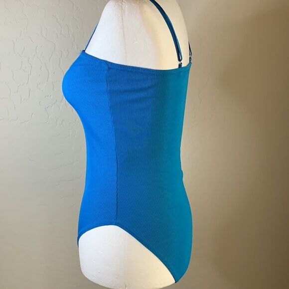 𝅺BOOHOO blue Bodysuit ribbed material adjustable straps size 8 - Picture 3 of 11